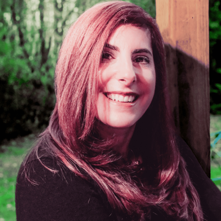 Vickey Easa LICSW headshot