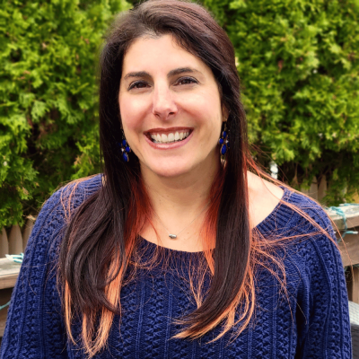 Vickey Easa LICSW - Online or in person therapist Norwood MA